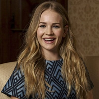 Britt Robertson