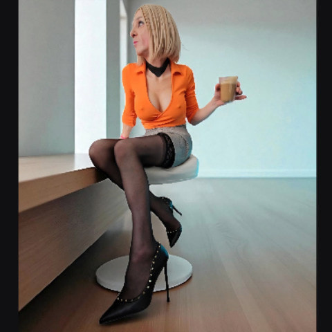 UksexyLegsTV