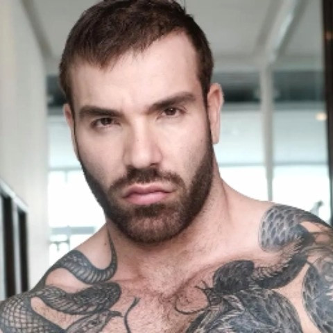 Max Hilton