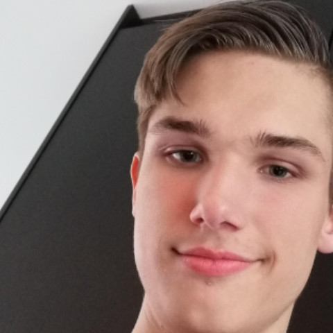 Sexyboyh2004