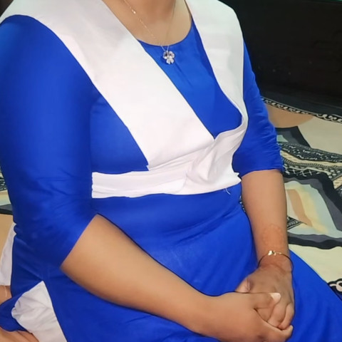 Akhi moni