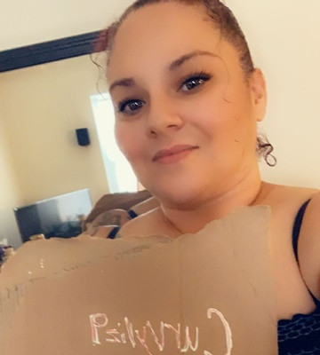 Curvyliz9