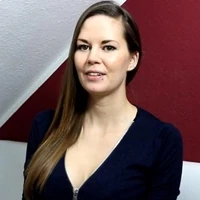 Nora Devot