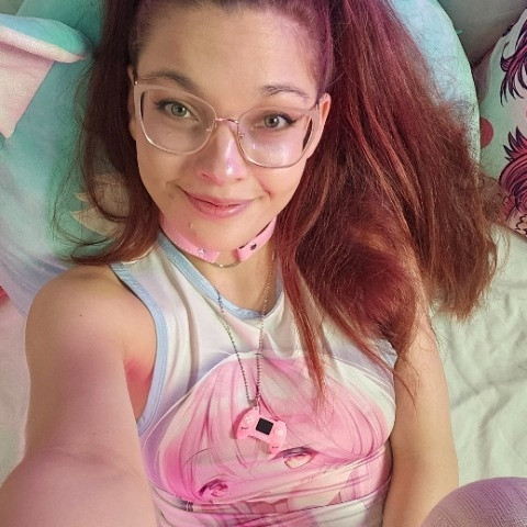 petitesubkitten