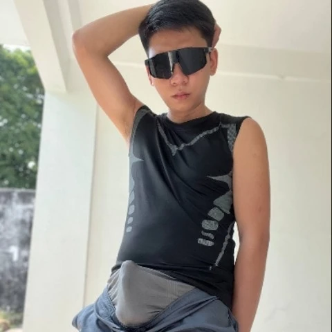 Troye_AsianPinoy