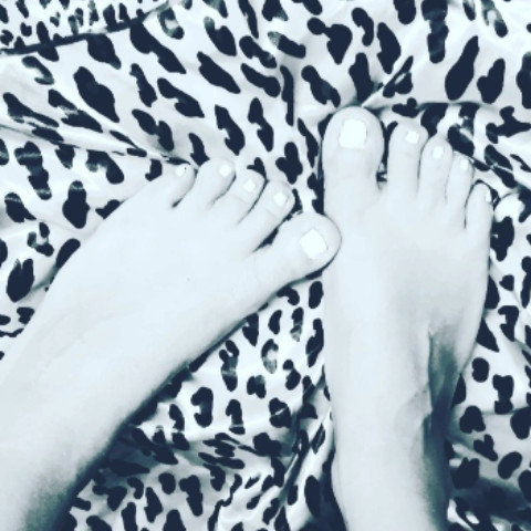 Feet505