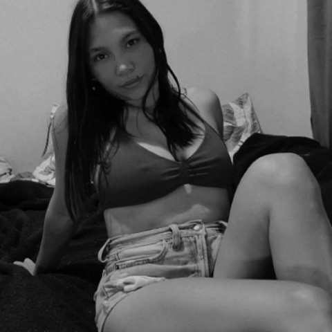 Kika Hot