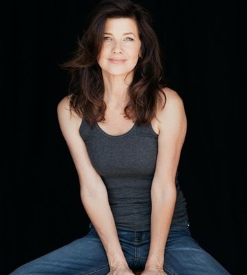 Daphne Zuniga