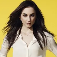 Troian Bellisario