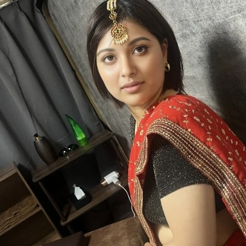 DesiAdhira