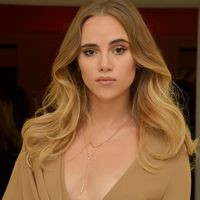 Suki Waterhouse