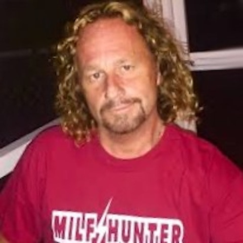 Shawn Rees (Sean Hunter)