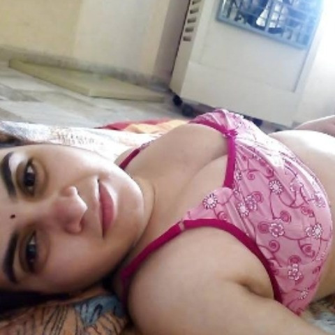 Hot Bella