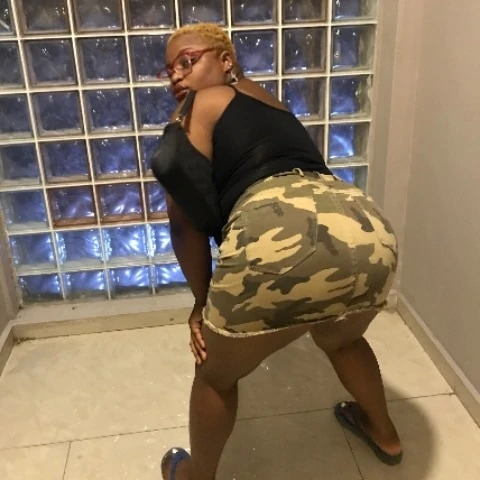 Alpha Baddie