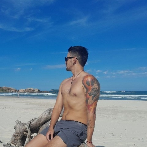 Couple Beach2