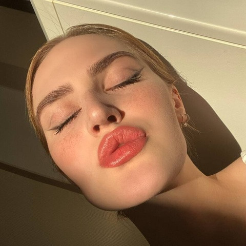 Cherry_boo