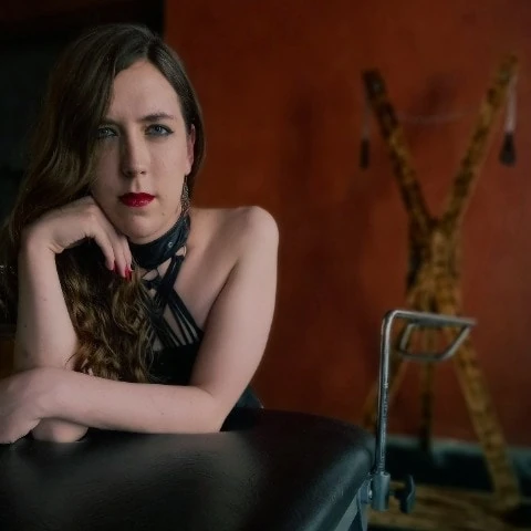 Trans dominatrix Gabrielle L