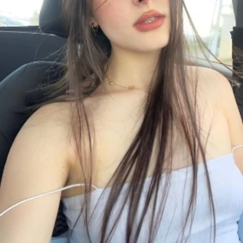 Sexytanish01