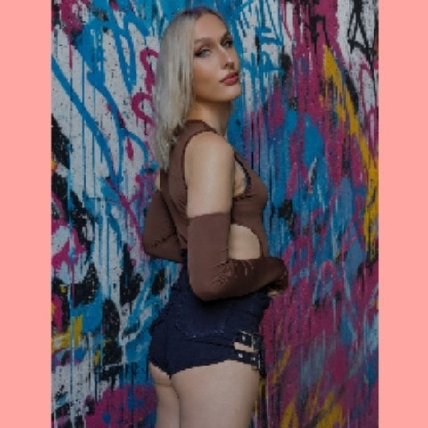 TSLaura Luxx