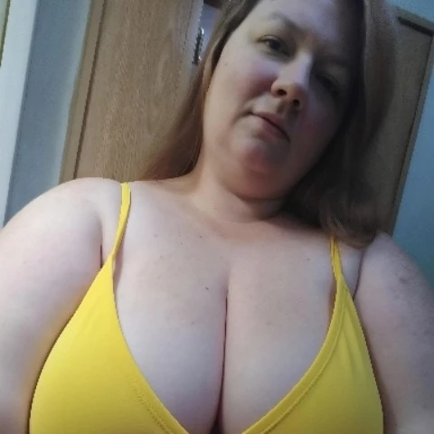 Kellykellyqos