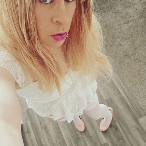 bethanyrosesissy