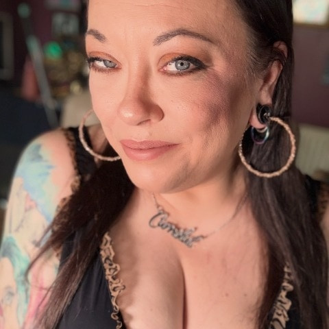 Tina Snua