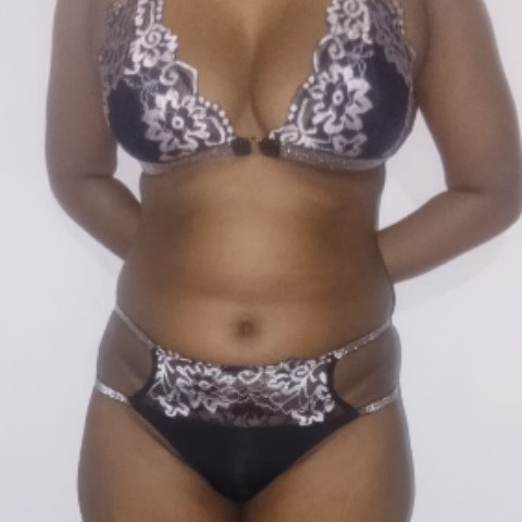 Sexy_Pini