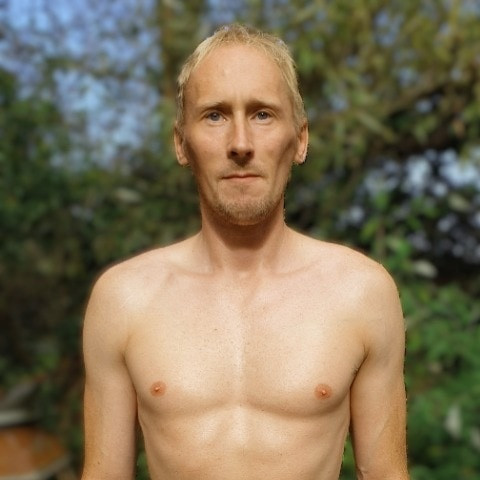 AdrianHollywood 