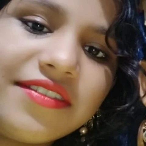Khushi900