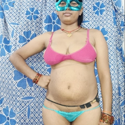 Pyari bhabhi 