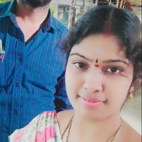 Newhotcouples