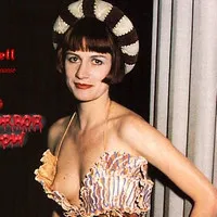 Nell Campbell