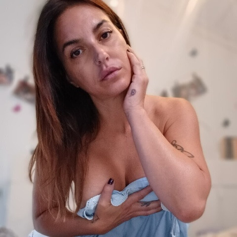 clara_blanca