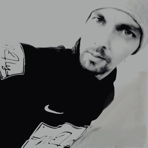 LuckyLick 