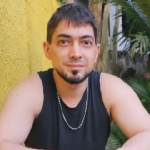 JONATHAN ATILIO PASSOS GROSSI