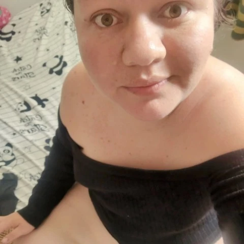 Nathis Hot Wife