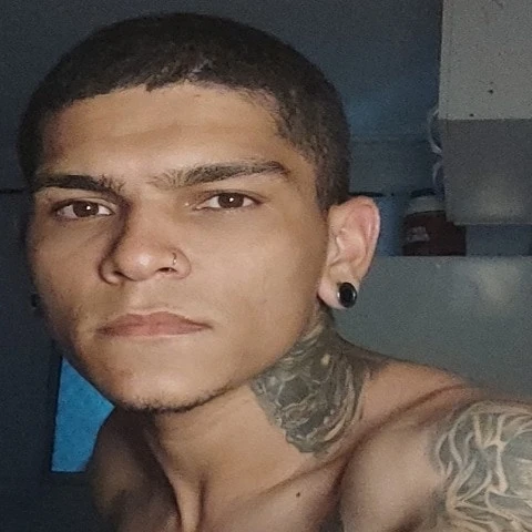 Hot_Lukas