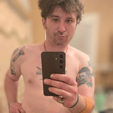 Alwhitebubbleslutbutt
