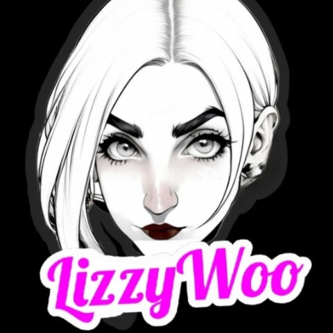 Lizzy Woo