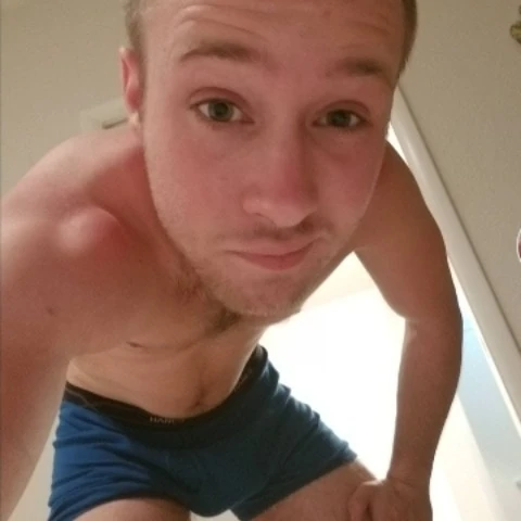 Chandler Dong 