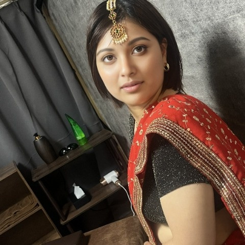 DesiAdhira