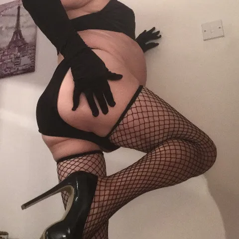 Lisablacknylons