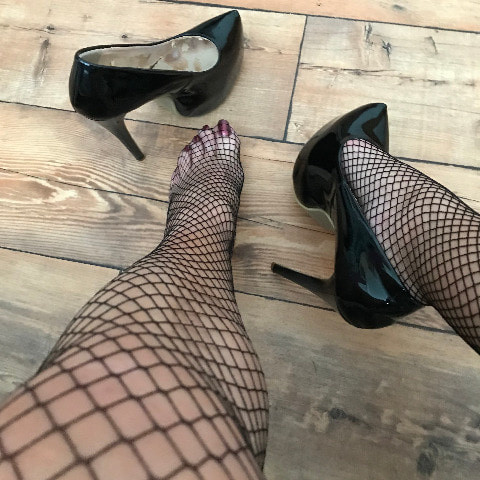 Lisablacknylons