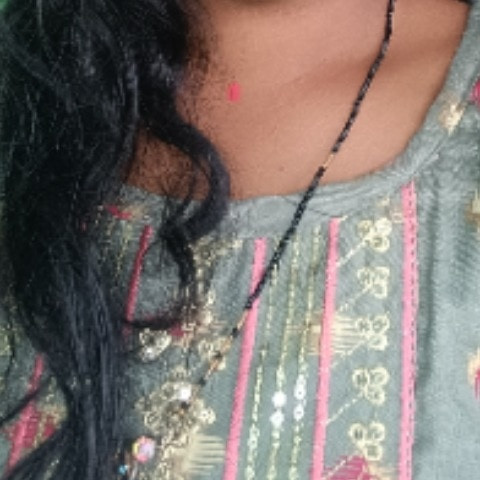 Rubi roy