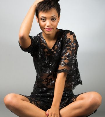 Kiersey Clemons