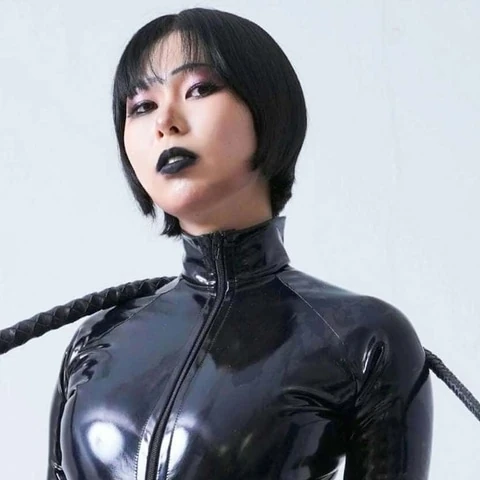 Mistress Yuen