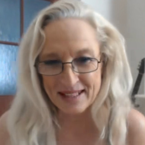 Miss_annjulia
