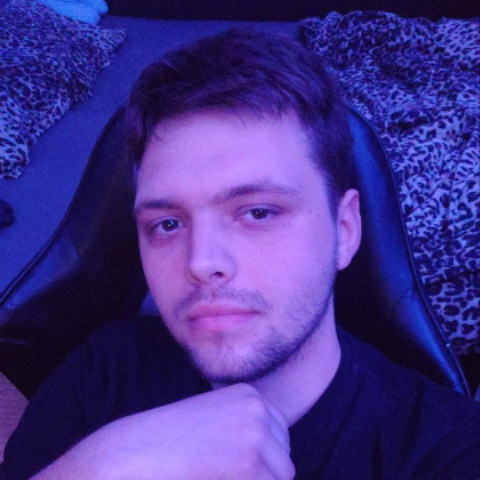 JohnnyHotBoy