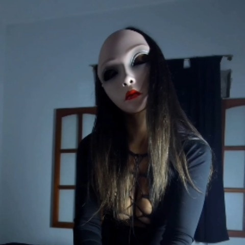 LatinaPetite22