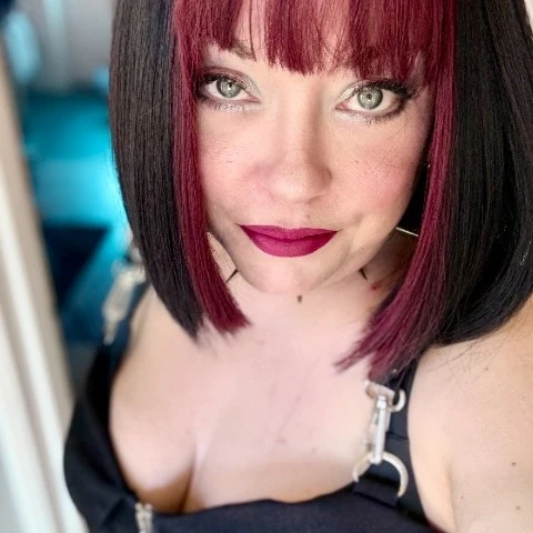 Tina Snua